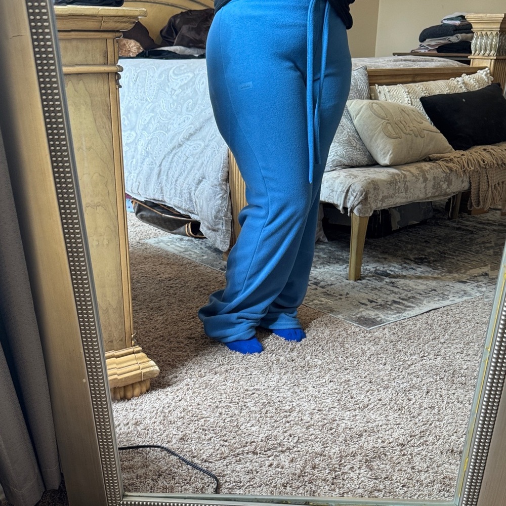SKIMS Azure Fleece Lounge Pants